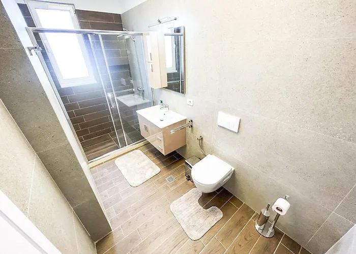 Beachfront Bliss Apartment