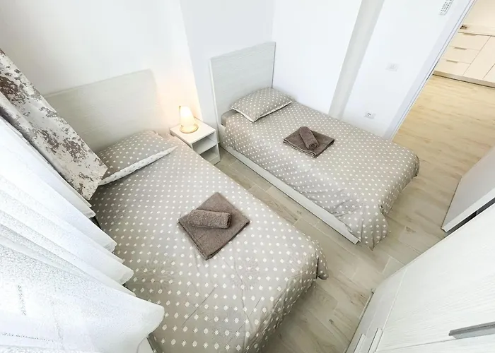 Apartment Beachfront Bliss *